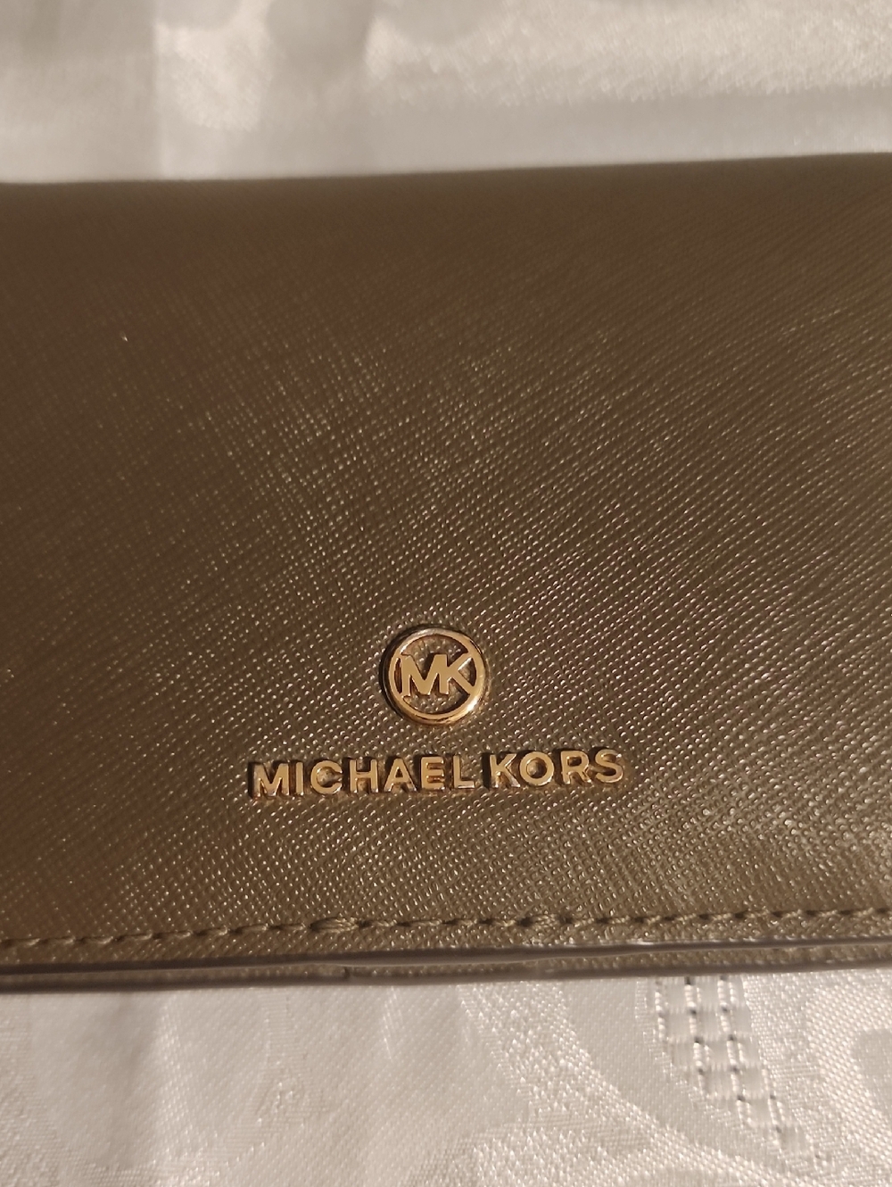 Michael Kors Saffiano Leather Bifold Wallet Olive Green - Picture 2 of 6